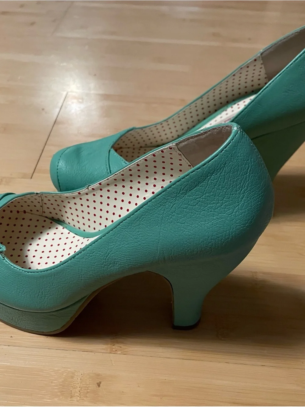 B.A.I.T. Teal Platform Pumps for Women
